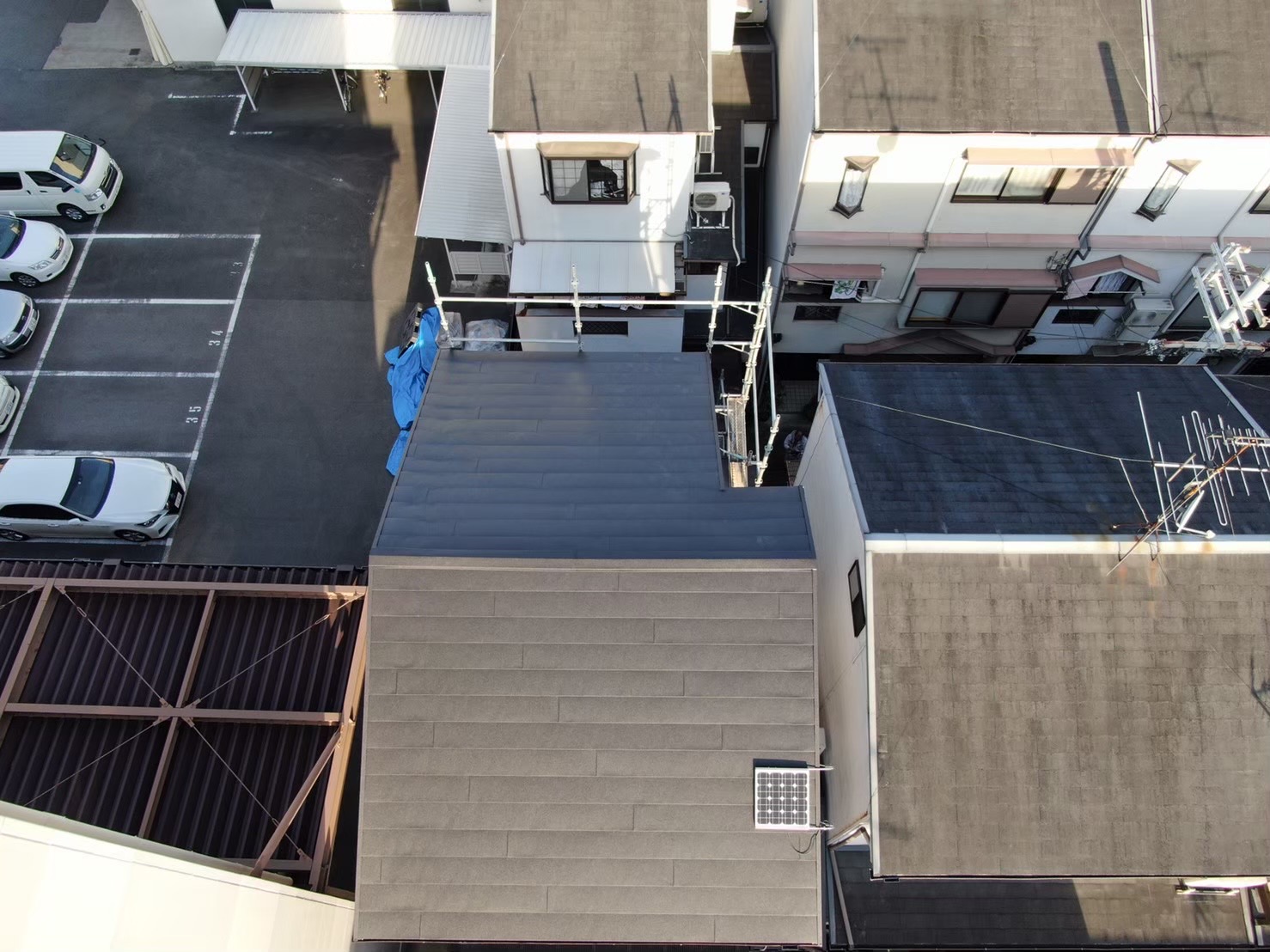 東大阪市南鴻池でスレート屋根から金属屋根へカバー工法についての事例紹介