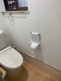 東大阪市瓜生堂でトイレの壁の劣化箇所、トイレ交換工事を行いました