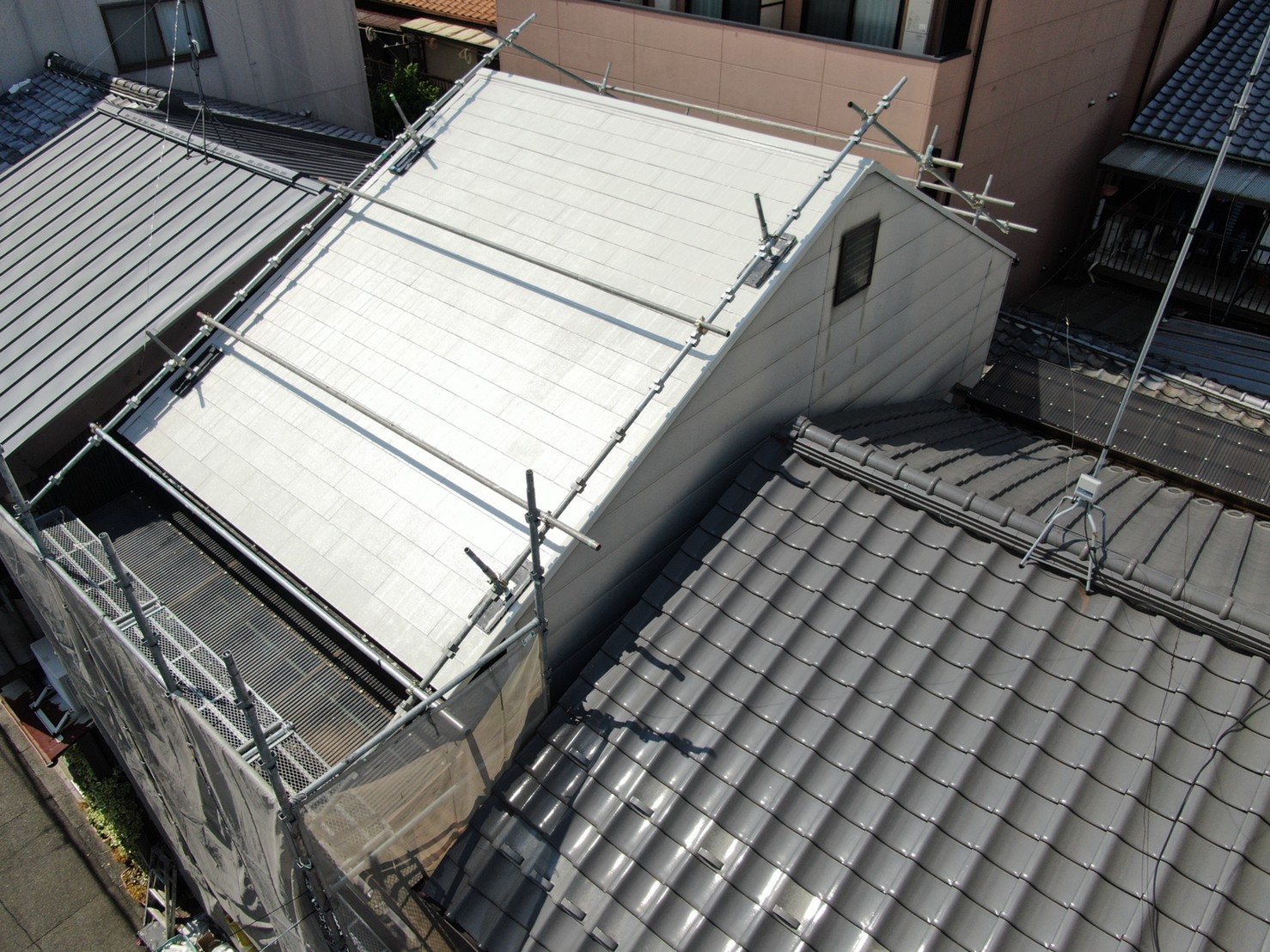 西京区上桂森上町でスレート屋根の屋根塗装を実施致しました