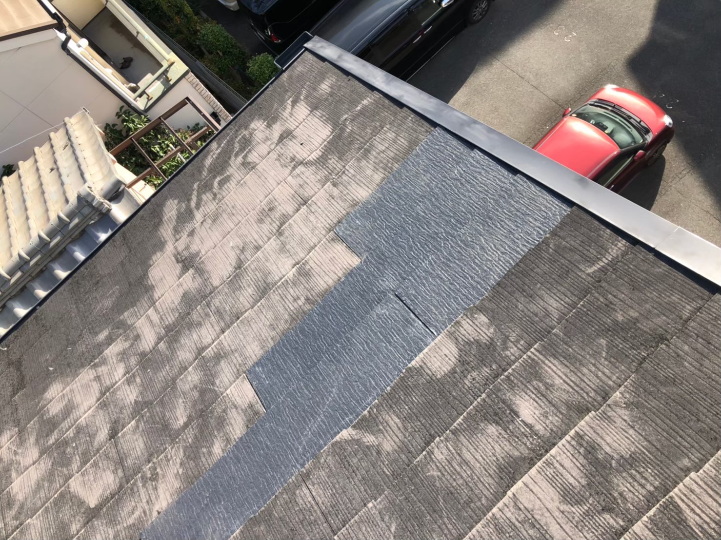 大阪府高槻市大蔵司でスレート屋根の補修工事を実施致しました