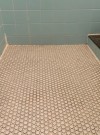 川西市で浴室床タイルの張り替え工事を実施しました