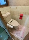 生駒市でトイレ改装工事、廊下のフローリングの張り替えを実施しました