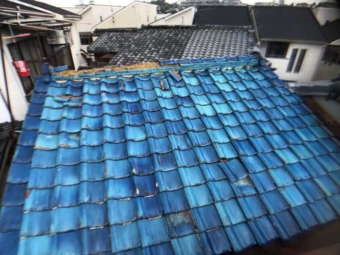 大阪府守口市で台風21号 の被害を受けた屋根修繕にやって来ました