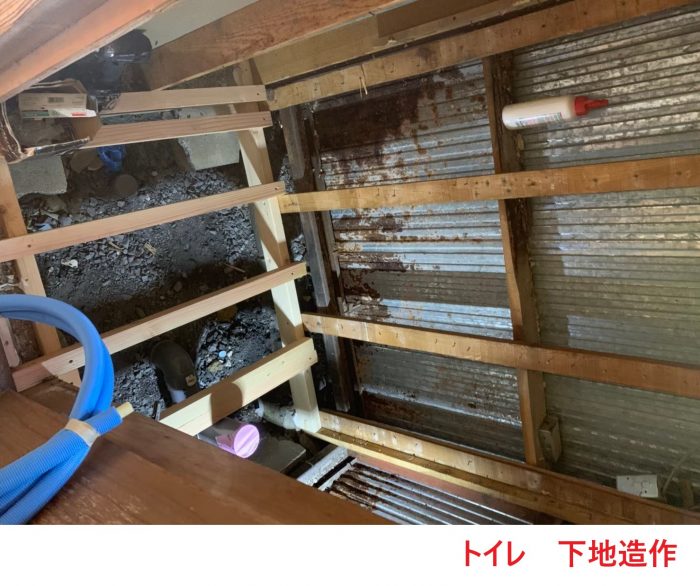 トイレ下地造作 (1)
