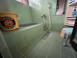 西宮市　浴室タイル張替工事