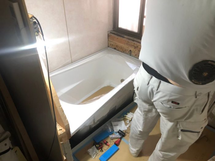 在来の浴室をToToサザナへリフォーム工事を実施