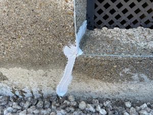 池田市　基礎巾木ひび割れ補修