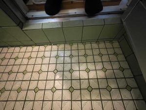 滋賀県草津市　M様　タイル張り替え前