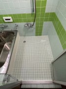 枚方市で築31年の在来浴室をタイル張替え｜ひび割れ・水漏れの原因を改善！