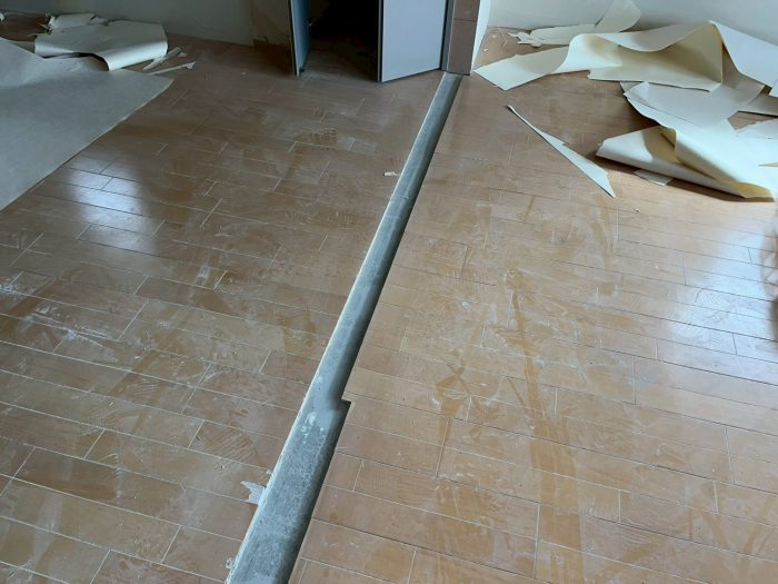 マンションリノベ 床下地調整 キッチン (7)